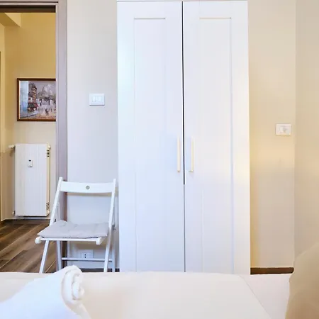 Centro Elegante Ottima Posizione דירה